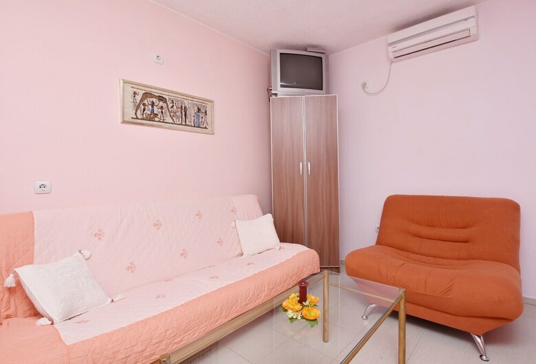 Apartments And Rooms Villa Mia