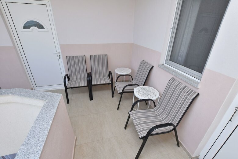 Apartments And Rooms Villa Mia