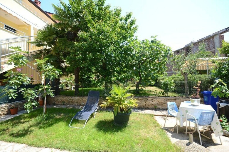 Apartments And Room Mirjana