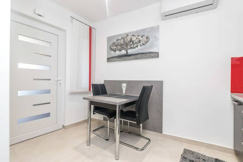 Apartments Villa Adore