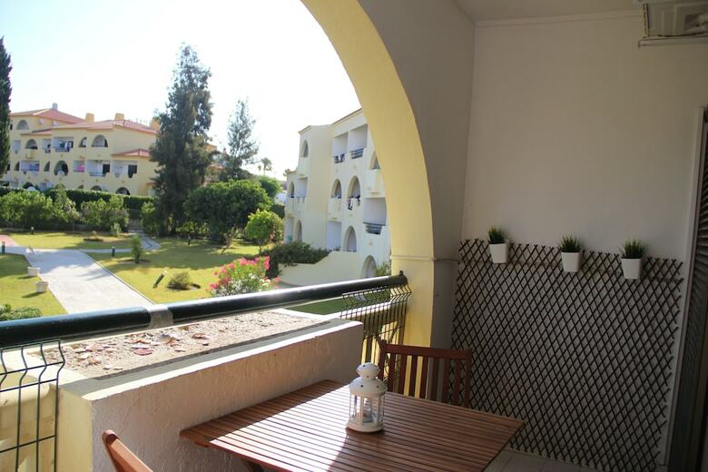 S�o Jo�o Sand T1 Apartment By Rental4all