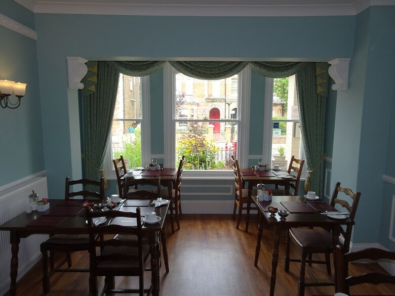 Bed & Breakfast The Fernbank Hotel