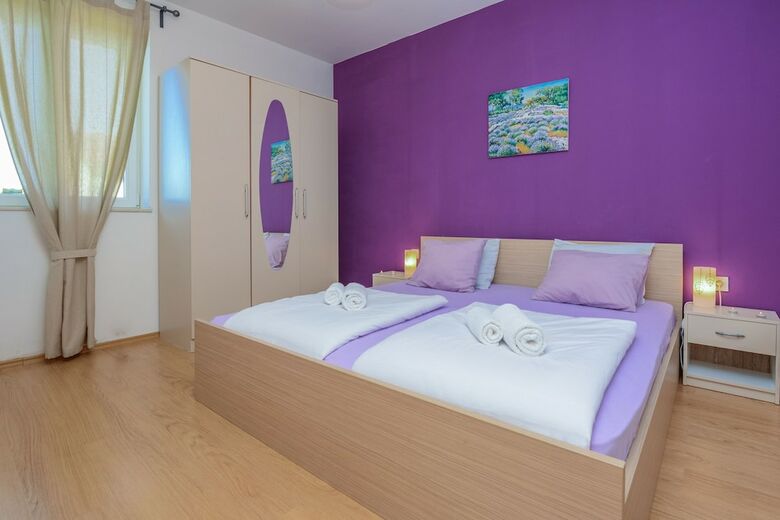 Villa Josipa-with Pool And Beautiful Garden