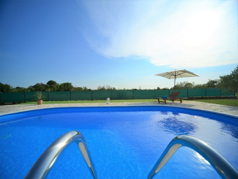 Villa Josipa-with Pool And Beautiful Garden