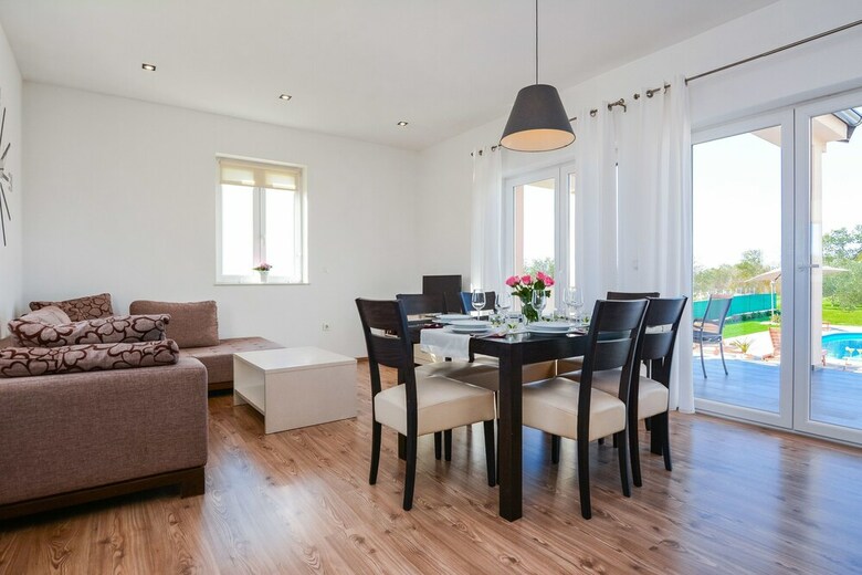 Villa Josipa-with Pool And Beautiful Garden