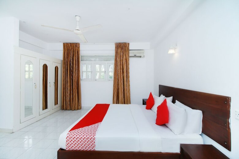 Oyo 245 The Kings Bay Hotel