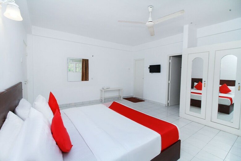 Oyo 245 The Kings Bay Hotel