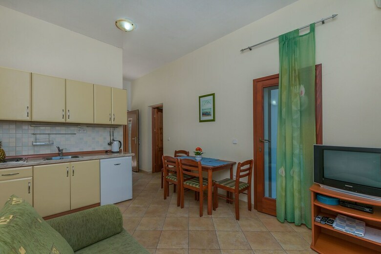Apartments Ljiljana