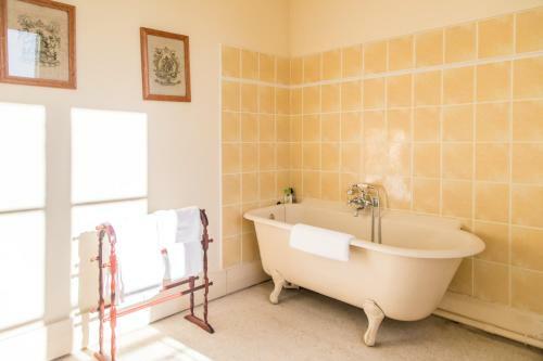 Bed & Breakfast Chambres D'hotes Ch�teau De La Puisaye