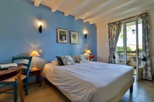 Hotel L'estirado Des Adrets