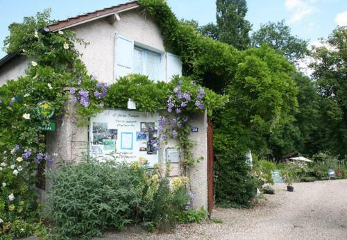 Bed & Breakfast Chambres D'h�tes Du Jardin Francais