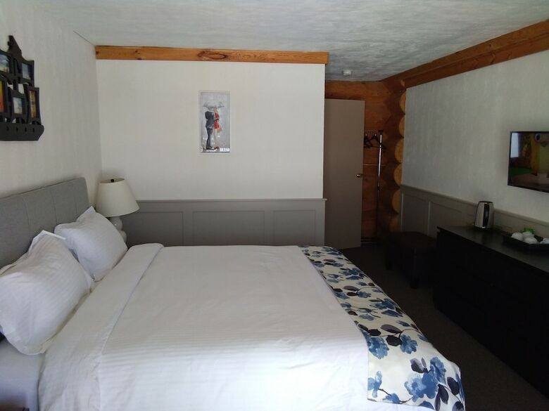 Bed & Breakfast Cariboo Log Guest House