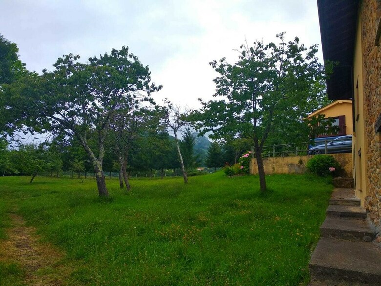 Agroturismo La Casona de Sovi�a