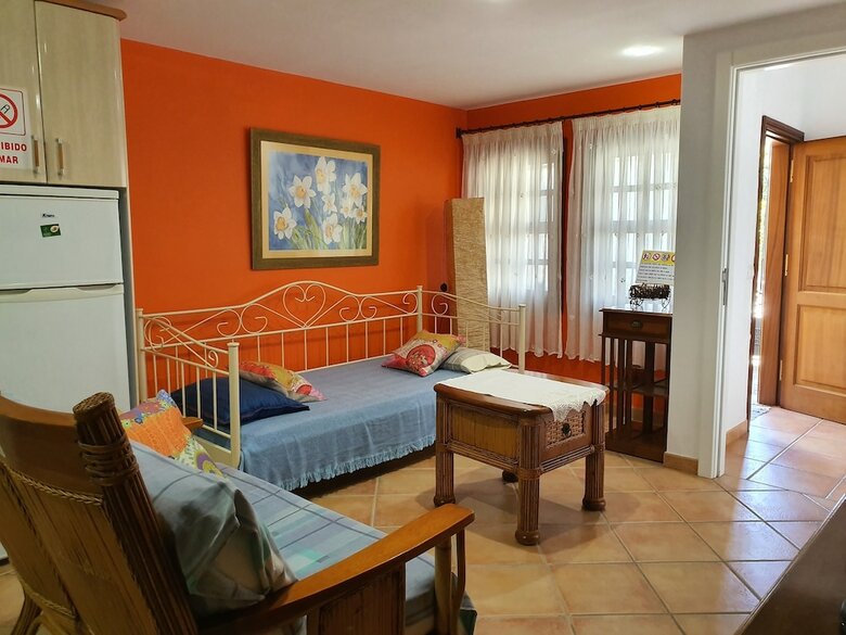 Apartamentos Paqui's Quiet Apt In Playa Ingles