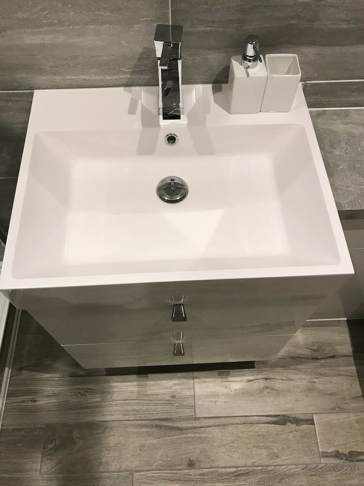 Regent Apartment