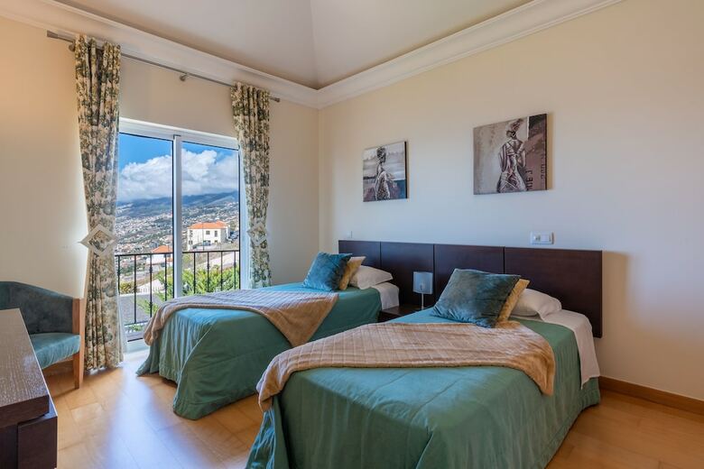 Scenic Apartment - Palheiro Village