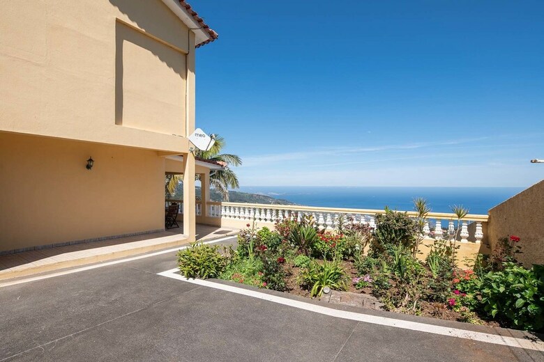 Villa Saint Petersburg