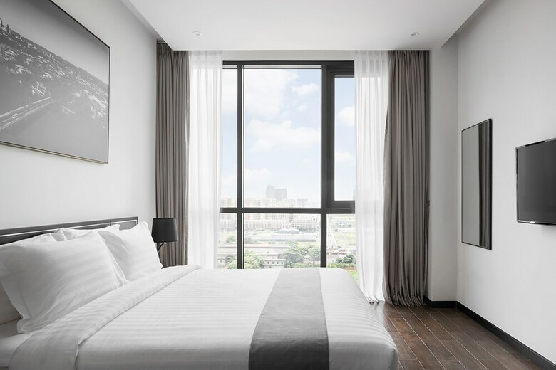 Lyve Inc Hotel & Residence