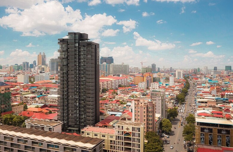 Lyve Inc Hotel & Residence