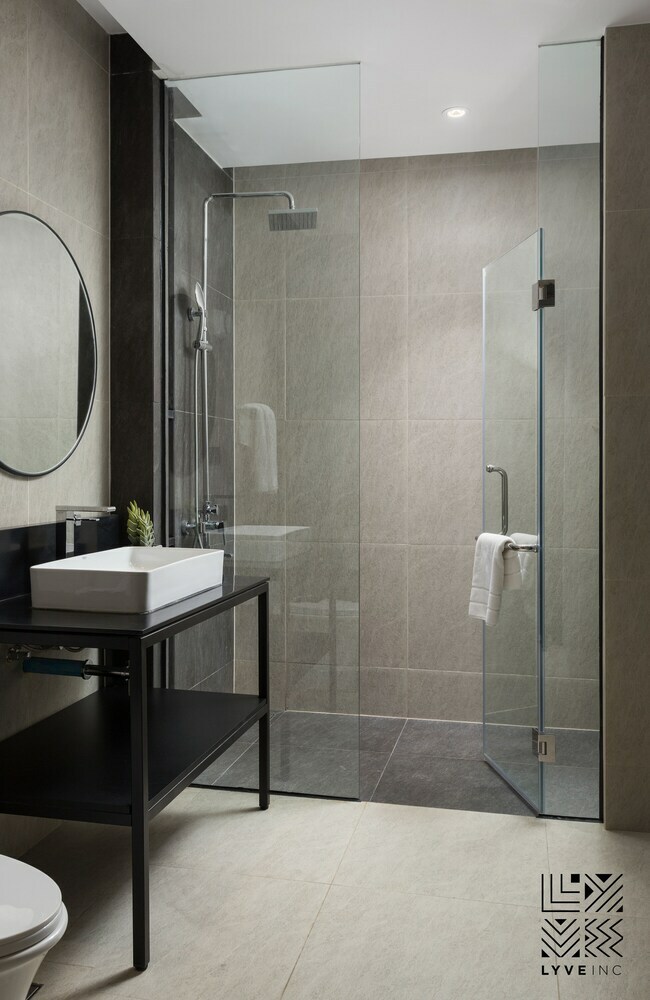 Lyve Inc Hotel & Residence