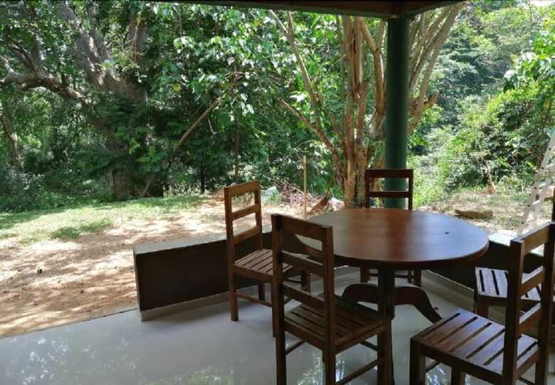 Hotel Silent Bungalow River Side