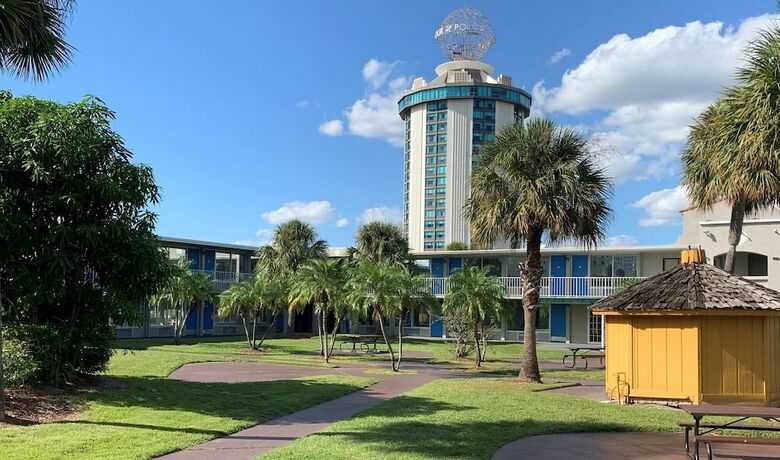 Hostal Bhostels International Drive North