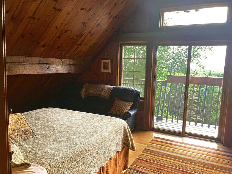 Bed & Breakfast The Birdhouse Inn