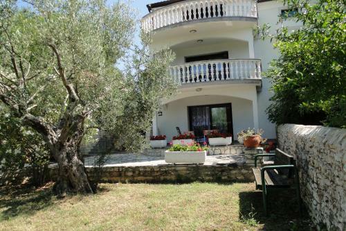 Apartments Villa Maran