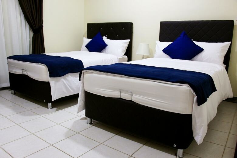 Apartamentos Meridiana Residences