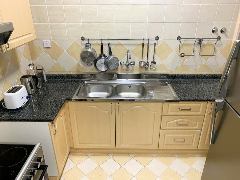 Apartamentos Meridiana Residences