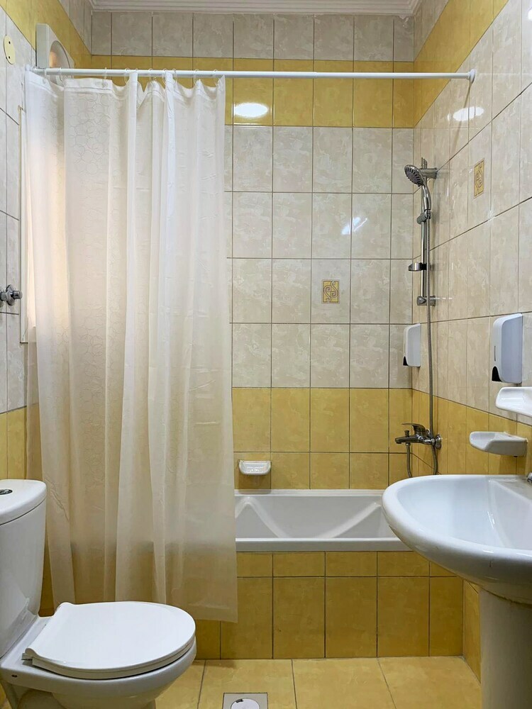 Apartamentos Meridiana Residences