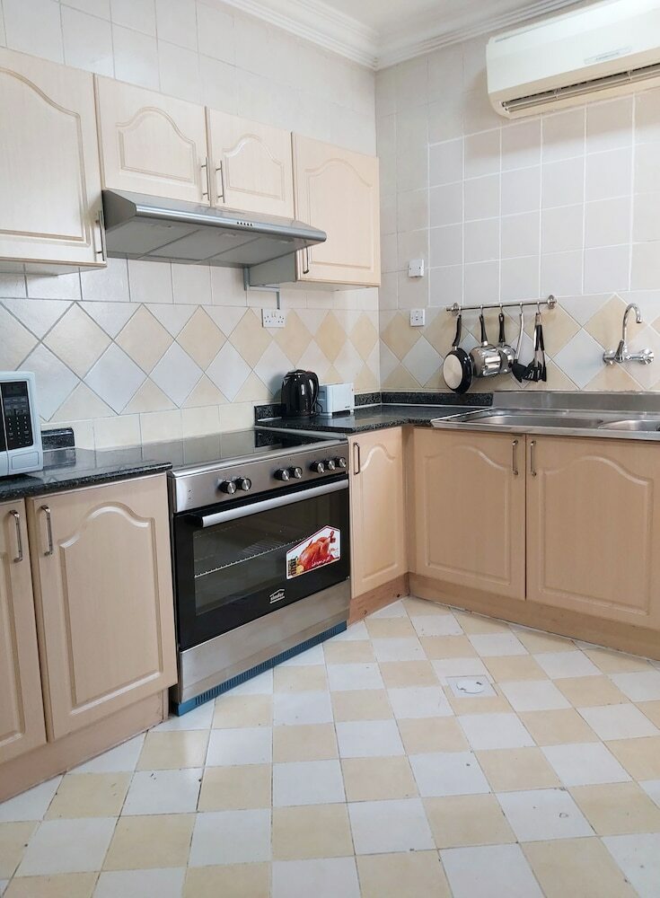 Apartamentos Meridiana Residences