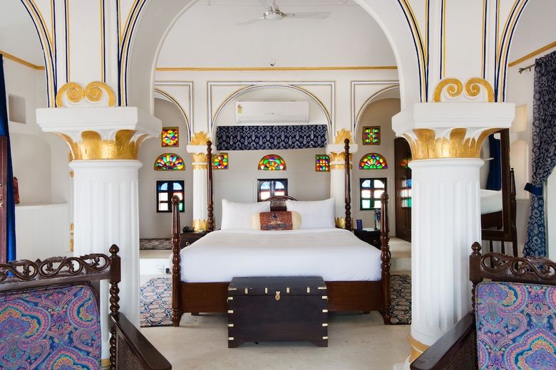 Hotel Bara Bungalow Kalwar, Jaipur - A Rosakue Collection