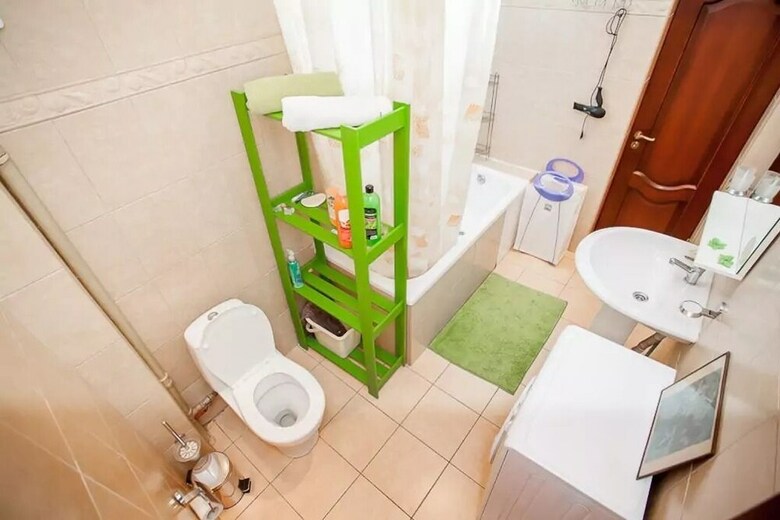 Apartment On Bolshoy Gnezdnikovskiy 10