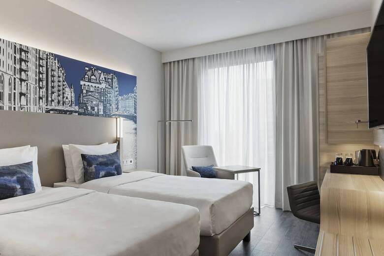 Hotel Courtyard By Marriott Hamburg City