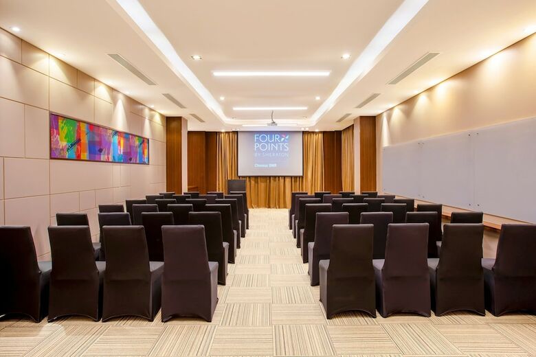 Hotel Four Points By Sheraton Chennai Omr