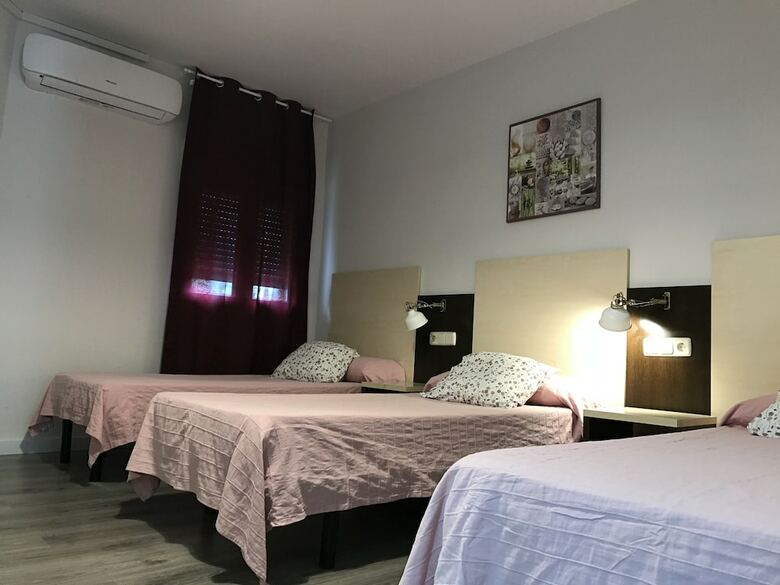 Hostal El Cancho Del Aguila