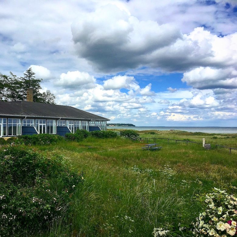 Apartamentos Skaerven Beachfront Condos And Cottage