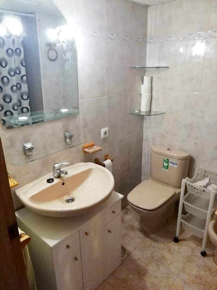 Apartment With 2 Bedrooms In Beniel