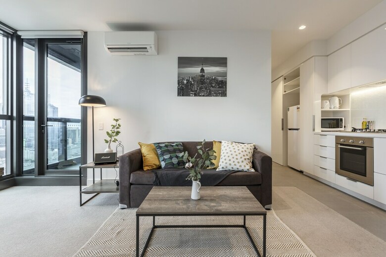 Trendy Melbourne 2 Bedroom Apartment By Bnb Pro