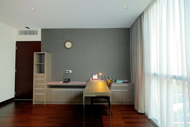 Classy 2br Casa Domaine Apartment With Maid Room