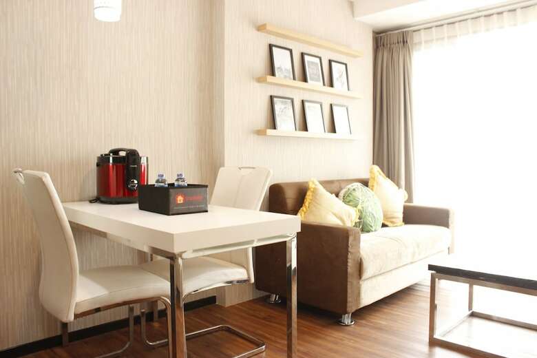 Classic 2br Apartment At Gateway Pasteur Near Exit Toll