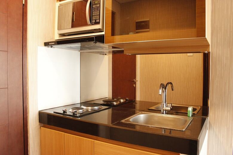Classic 2br Apartment At Gateway Pasteur Near Exit Toll