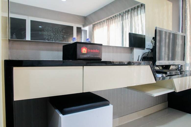 Cozy Studio Room Tamansari The Hive Cawang Apartment