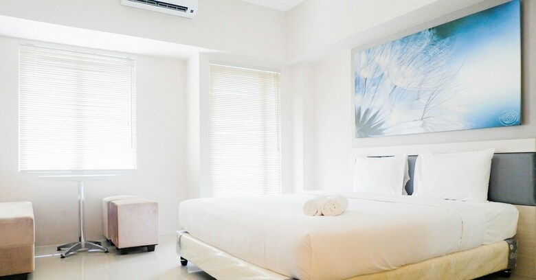 Lavish Studio Apartment With Mall Access At Supermall Mansion