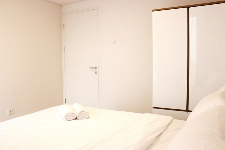 Homey 4br Apartment At Landmark Residence