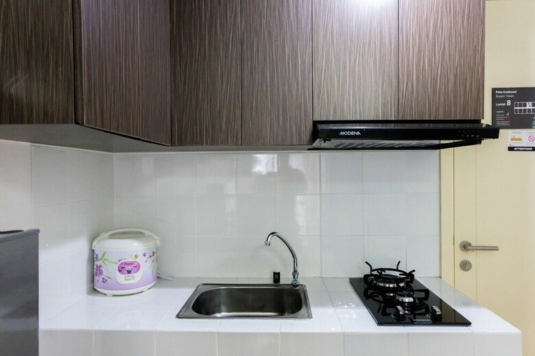 Minimalist 2br Apartment At M-town Residence