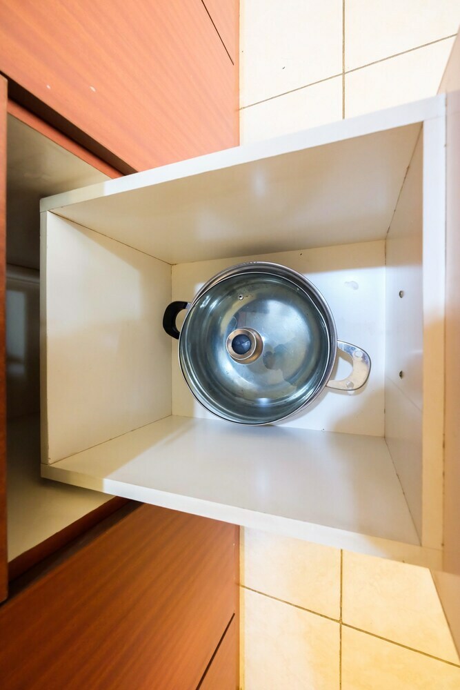 Modern 2br At City Home Apartment With Sofa Bed Near Moi