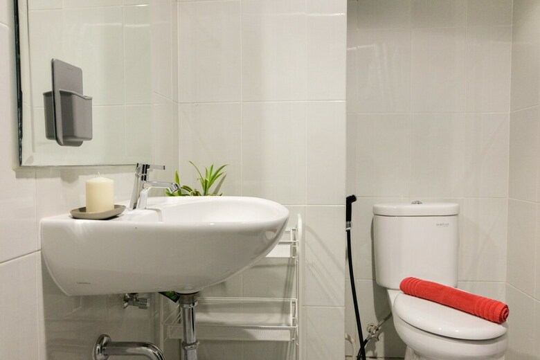 Modern Style Studio Room Casa de Parco Apartment