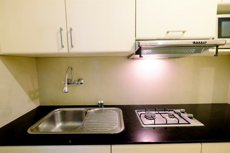 Modern Contemporer 2br Beverly Tower Apartment